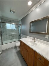 2712 Via Paseo, Unit Unit D in Montebello, CA - Foto de edificio - Building Photo