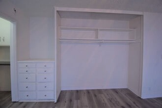 4201 Arch Dr in Los Angeles, CA - Building Photo - Building Photo