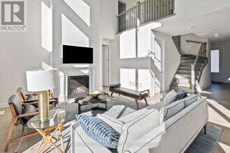 115 Stillwater Cres in Blue Mountains, ON - Building Photo - Building Photo