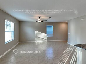 10335 Poseidon Wy in Riverview, FL - Foto de edificio - Building Photo
