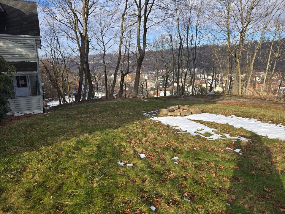 508 Romine Ave in McKeesport, PA - Foto de edificio