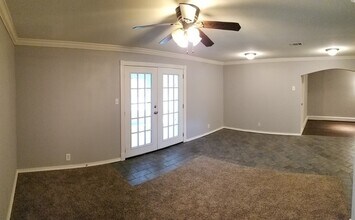 1002 Quebec Dr in Garland, TX - Building Photo - Building Photo