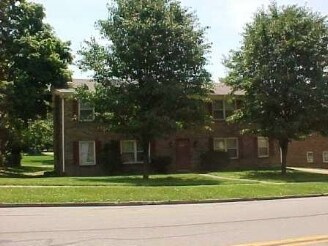 3716 Camelot Dr in Lexington, KY - Building Photo - Building Photo