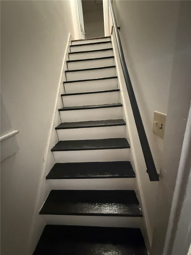 property at 42 Delaware St