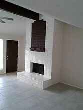 9610 Wellsworth Dr in Houston, TX - Building Photo - Building Photo