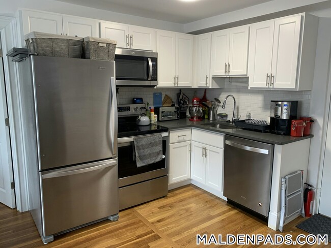 134 Summer St in Malden, MA - Building Photo - Building Photo
