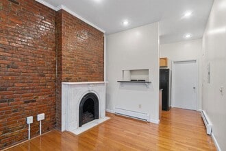 800 Ocean Ave in Jersey City, NJ - Foto de edificio - Building Photo