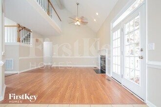 5212 Autumn Woods Dr in Greensboro, NC - Building Photo - Building Photo