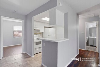 1808 E 143rd Ave in Tampa, FL - Building Photo - Building Photo