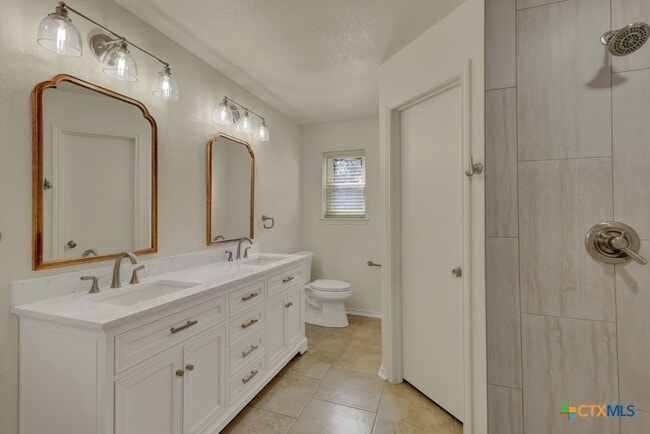 property at 1260 Flaming Oak Dr
