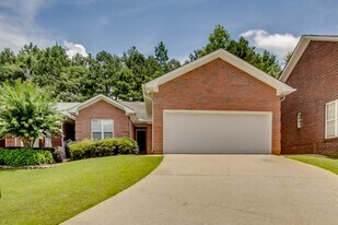 2142 Fox Ridge Rd in Tuscaloosa, AL - Building Photo