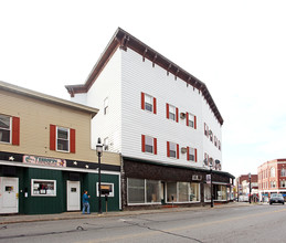 Central Park Building in Gardner, MA - Building Photo - Building Photo