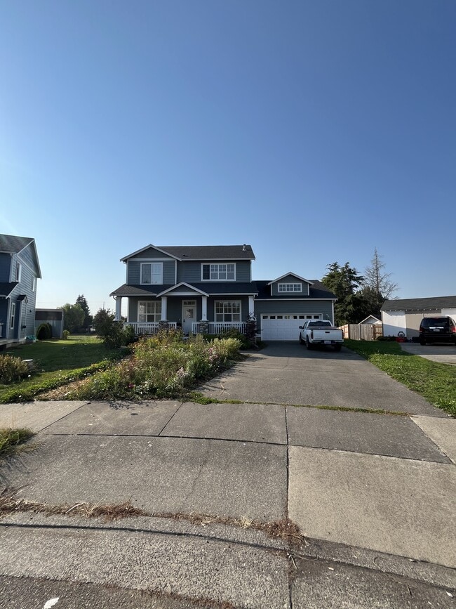 1341 Colony Ct in Lynden, WA - Building Photo - Building Photo