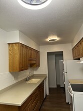707 11th Ave S, Unit Westbrooke Park in Hopkins, MN - Building Photo - Building Photo