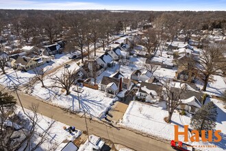 1039 SW Oakley Ave in Topeka, KS - Building Photo - Building Photo