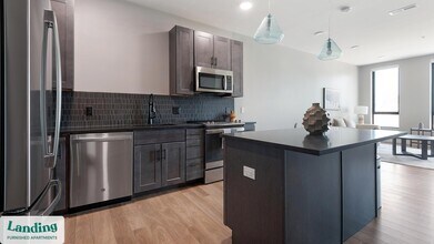 299 DeBaliviere Ave in St. Louis, MO - Building Photo - Building Photo