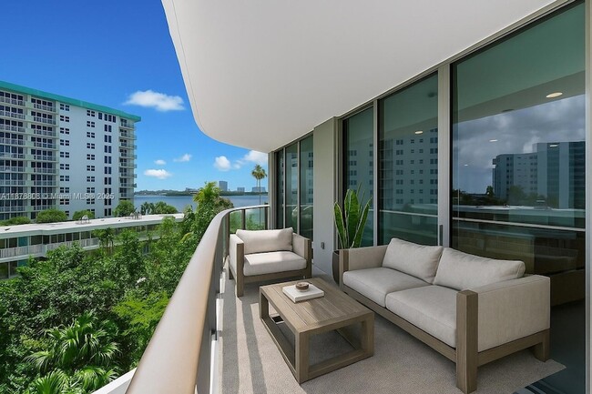 1135 103rd St, Unit 408 in Bay Harbor Islands, FL - Building Photo - Building Photo
