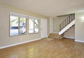 8868 La Riviera Dr, Unit C in Sacramento, CA - Building Photo