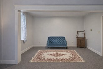 4448 Orefield Rd, Unit A - Left Side in Orefield, PA - Building Photo - Building Photo