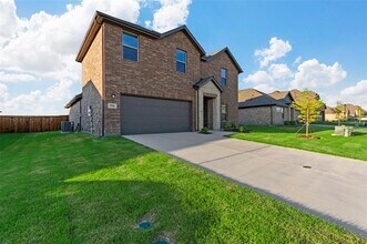 536 Ridgewood Dr in Van Alstyne, TX - Building Photo - Building Photo
