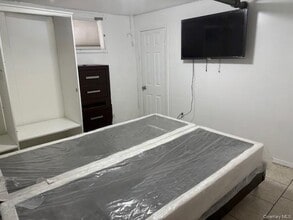 113-17 209th St in Queens, NY - Building Photo - Building Photo