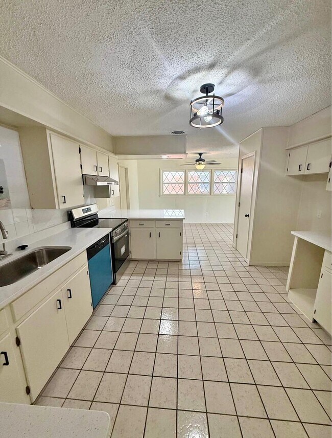 property at 5422 29th St