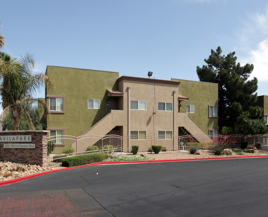 Avila Park Condominiums in Las Vegas, NV - Foto de edificio