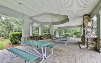 1601 Majestic View Ln in Orange Park, FL - Foto de edificio - Building Photo