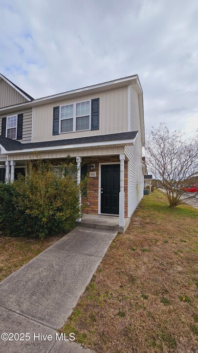 1000 Ornate Dr in Jacksonville, NC - Building Photo