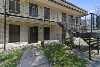 Belleview in Plano, TX - Building Photo - Building Photo