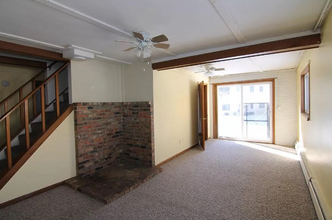 2103 10th St Pl in Coralville, IA - Building Photo - Building Photo