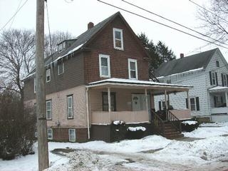 46 Utica St in Jamestown, NY - Foto de edificio