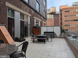 1101 Locust St in Philadelphia, PA - Building Photo