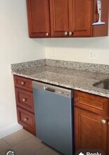 134 Washington St, Unit Apt 1A in Weymouth, MA - Foto de edificio - Building Photo