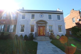 913 Quincy St NE in Washington, DC - Building Photo - Building Photo