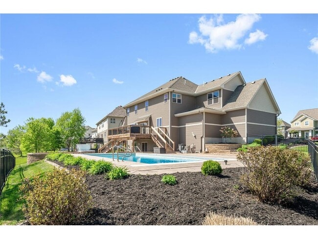9566 212th St W in Lakeville, MN - Building Photo - Building Photo
