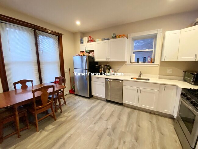 174 Saint Alphonsus St, Unit 1 in Boston, MA - Building Photo - Building Photo