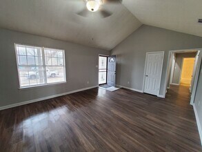 4652 Crestfield Rd in Millington, TN - Building Photo - Building Photo