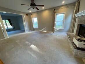 2025 Clementi Ln in Aurora, IL - Building Photo - Building Photo