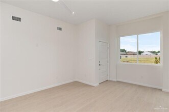 1202 N Lincoln Ave in San Juan, TX - Building Photo - Building Photo