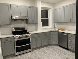 91 Walnut St, Unit Unit 1 in Brookline, MA - Building Photo