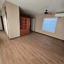 903 W Alameda St in Roswell, NM - Building Photo - Building Photo