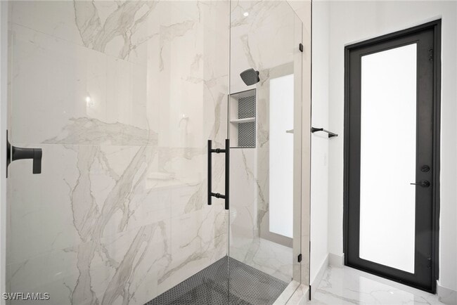 property at 930 Sycamore Ct