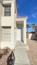 7920 Turtle Cove Ave in Las Vegas, NV - Building Photo - Building Photo