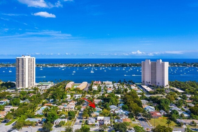 424 53rd St in West Palm Beach, FL - Building Photo - Building Photo