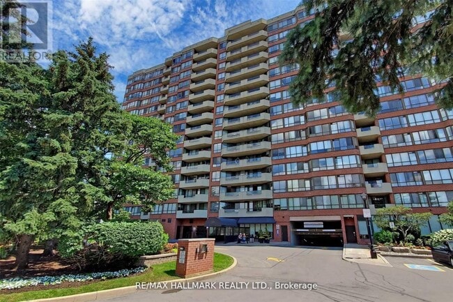property at 33 Weldrick Rd E