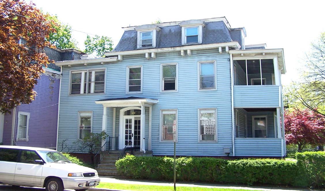 132 Franklin St in Poughkeepsie, NY - Building Photo