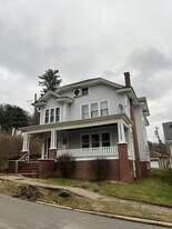 10 Edglawn Ave in Wheeling, WV - Building Photo