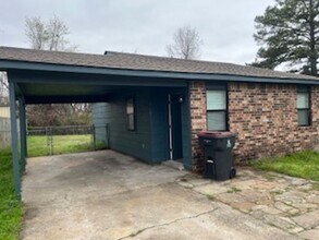 1909 N 35th St in Fort Smith, AR - Building Photo - Building Photo