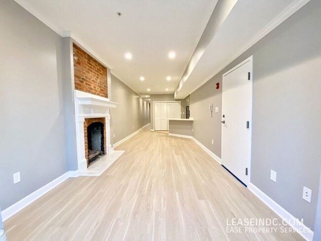 1441 Clifton St NW in Washington, DC - Building Photo - Building Photo